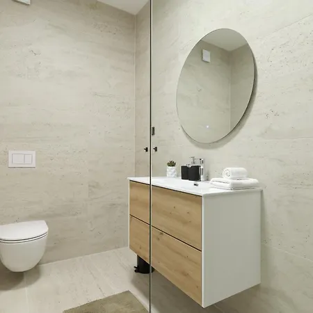 Cloud 9 D9 Willa Tkon