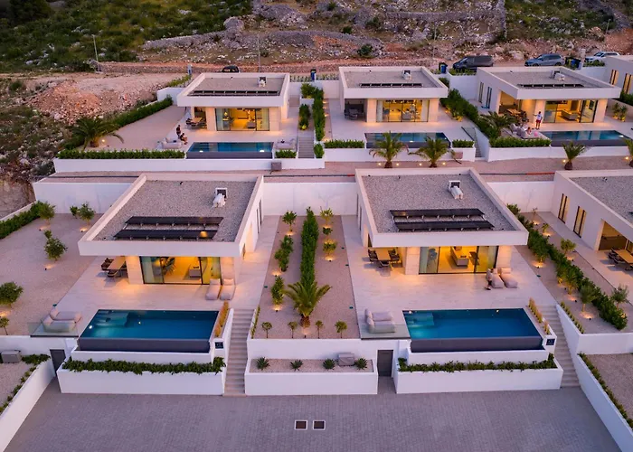 וילה Cloud 9 D9 *